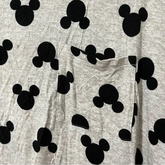 DISNEY Women's size Medium Oversized All over Print Mickey Mouse Pocket Tee - Picture 3 of 5